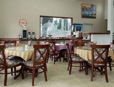 Knights Inn & Suites Seatac Airport 투퀼라 레스토랑 사진