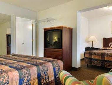 Knights Inn & Suites Seatac Airport 투퀼라 외부 사진
